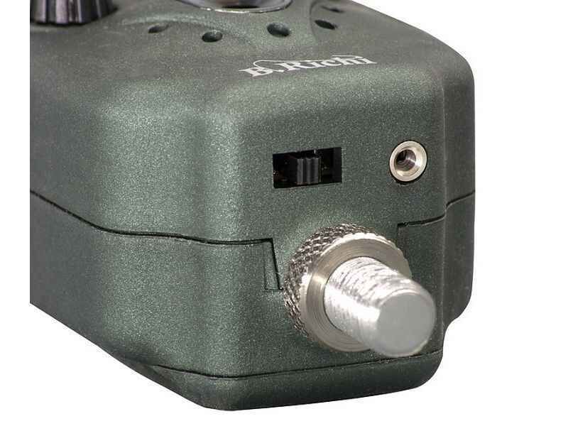 Falcon-STL-Digital-Bissanzeiger-BLAU-4-Geraet-DAS-ORIGINAL_b5-png Elektronický hlásič záběru pro lov kaprů, který zajistí, že nikdy nezmeškáte úlovek.