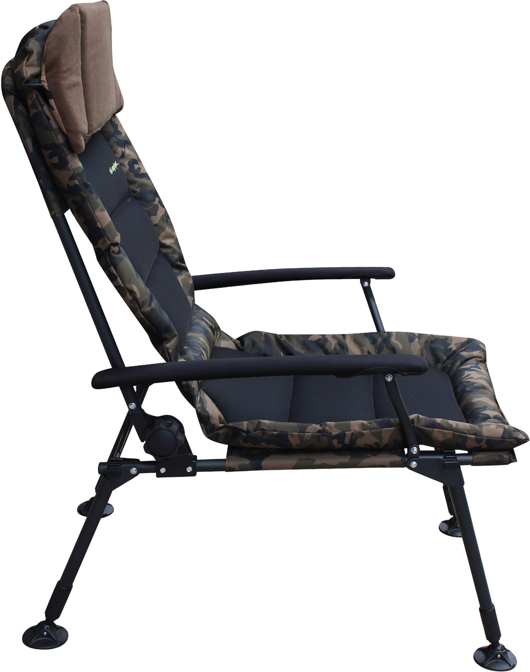 Cómoda silla de pesca camo diseñada para largas horas de pesca de carpas con apoyo.