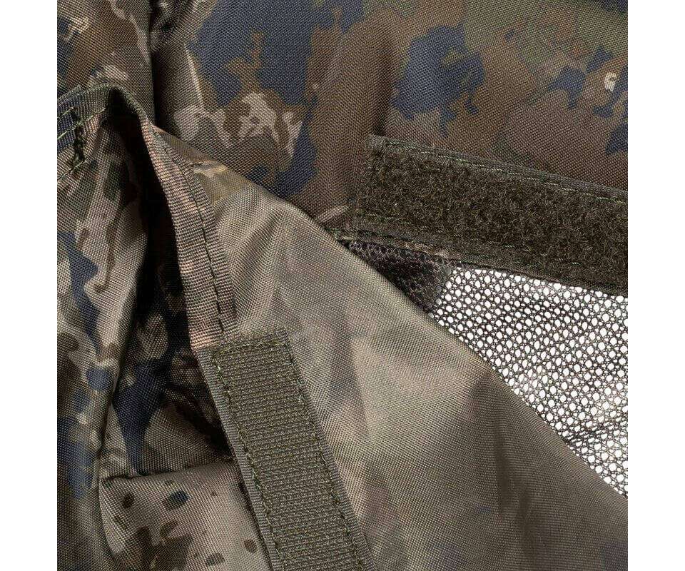 T0106-nash4 Borsa per attrezzatura da pesca resistente con design mimetico per riporre gli attrezzi da pesca alla carpa.