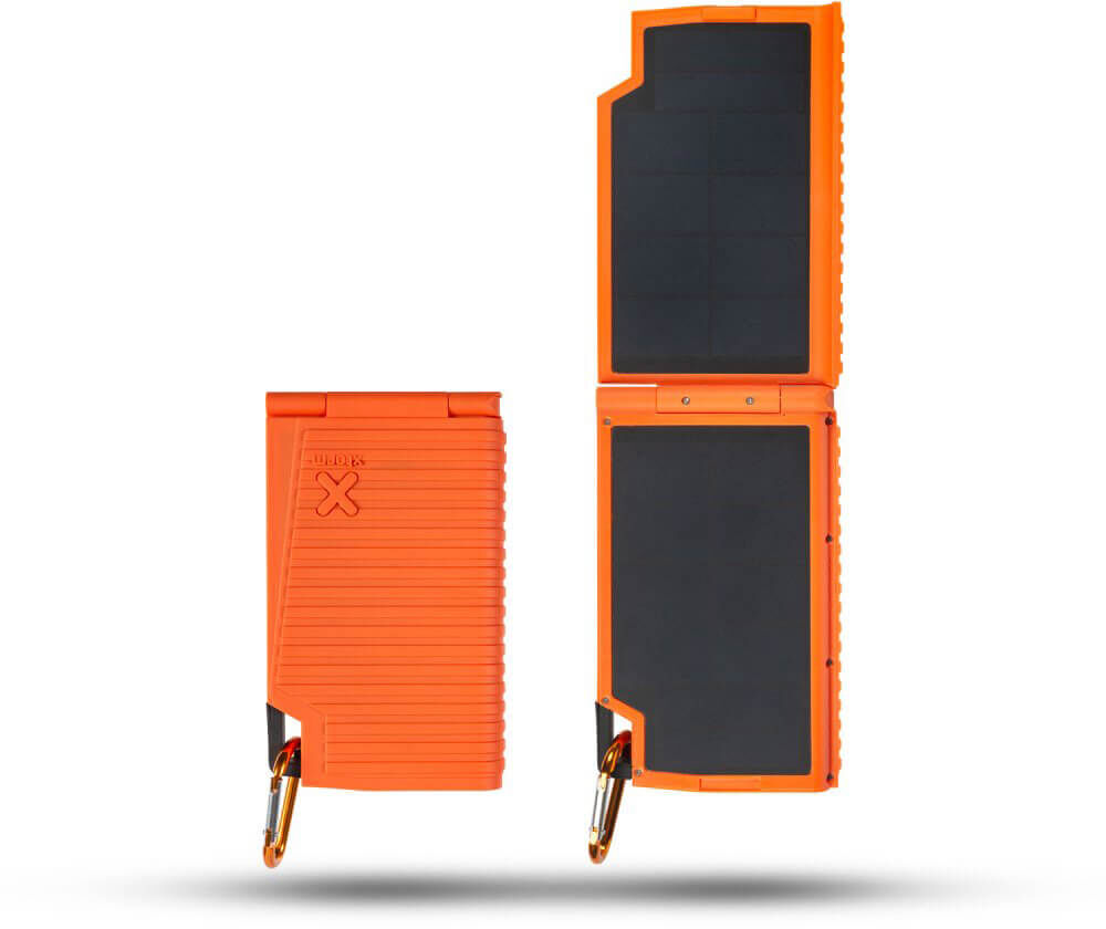 Das Xtorm Solar Ladegerät besitzt ein sehr kleines Packmaß.