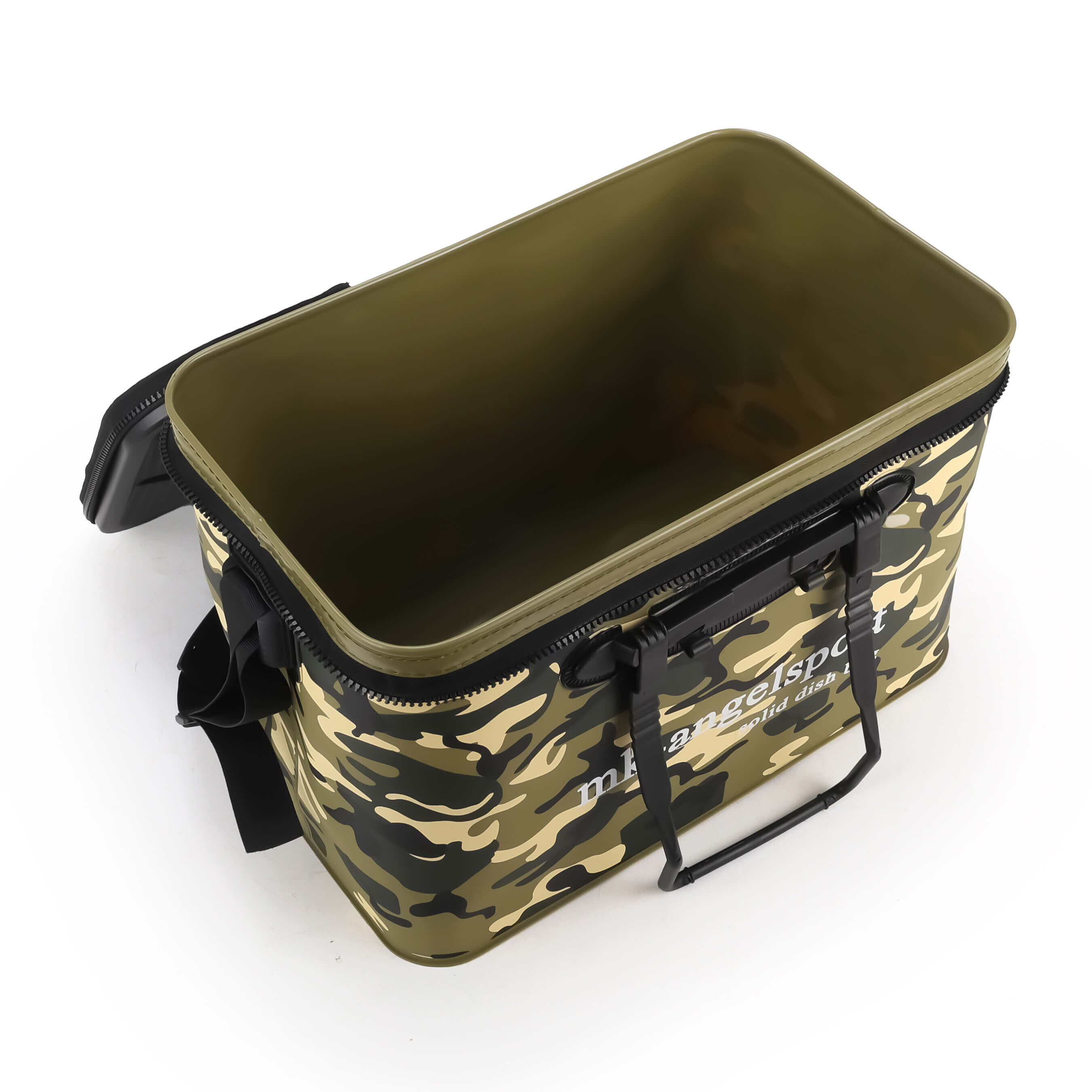 Amplia caja de aparejos de pesca de camuflaje para guardar el equipo esencial de pesca de carpas.