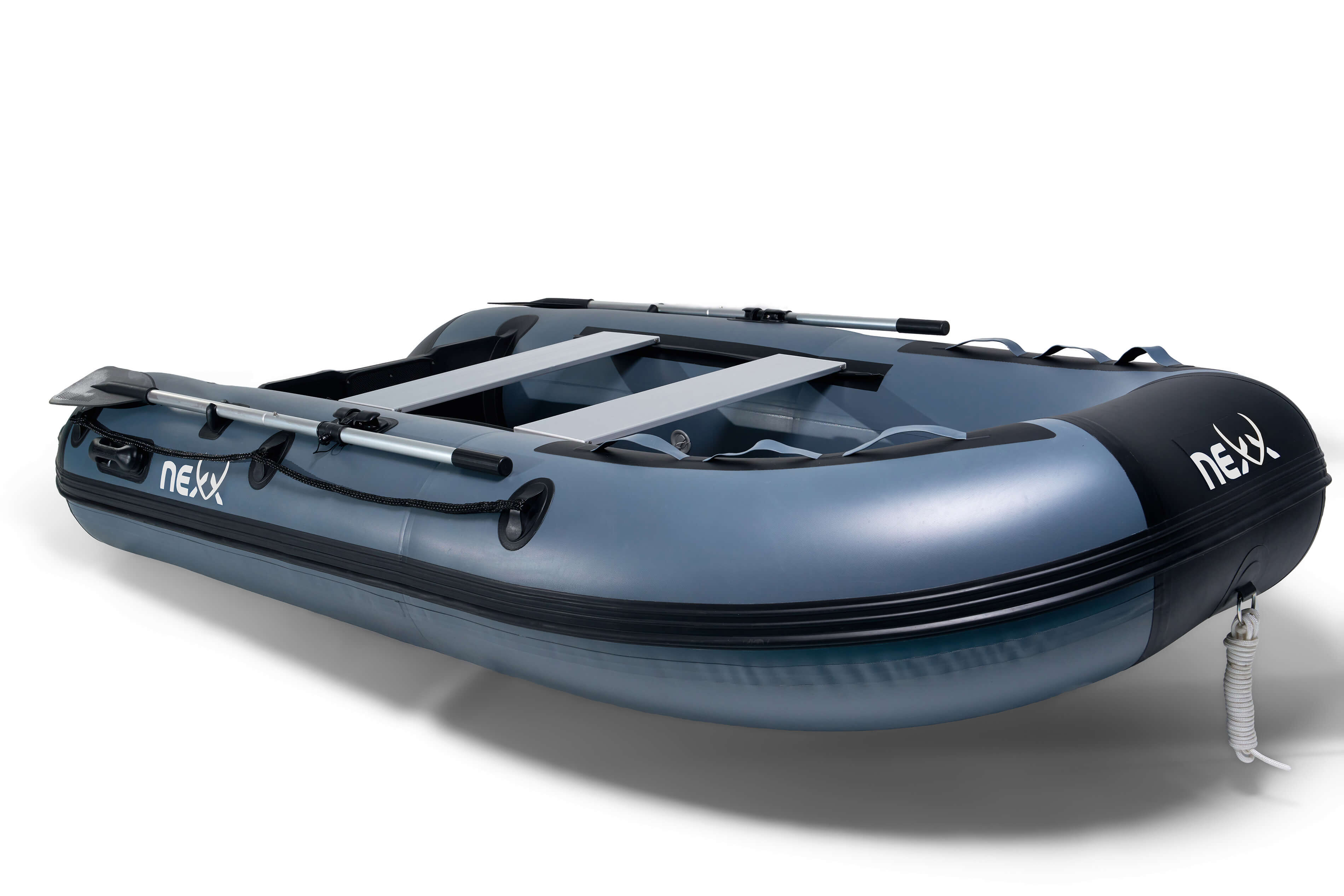Robustes Schlauchboot, perfekt für Karpfenangelabenteuer auf dem Wasser.