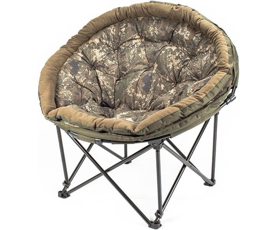 nash-moon-chair Bequemer Angelstuhl für Angler, perfekt für lange Stunden am Wasser.