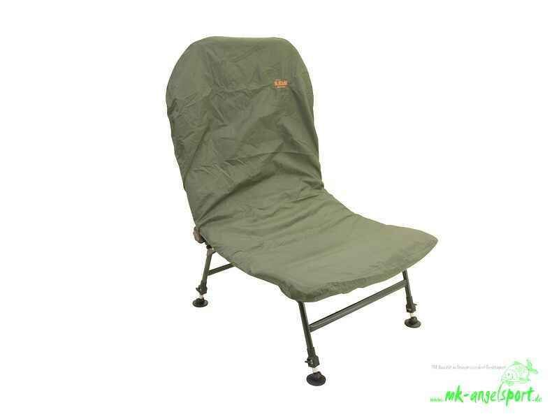 Chair-X-Cover-Multisize-Regenschutz-fuer-Stuehle-png Cómoda silla de pesca diseñada para pescadores de carpas, perfecta para largas sesiones junto al agua.