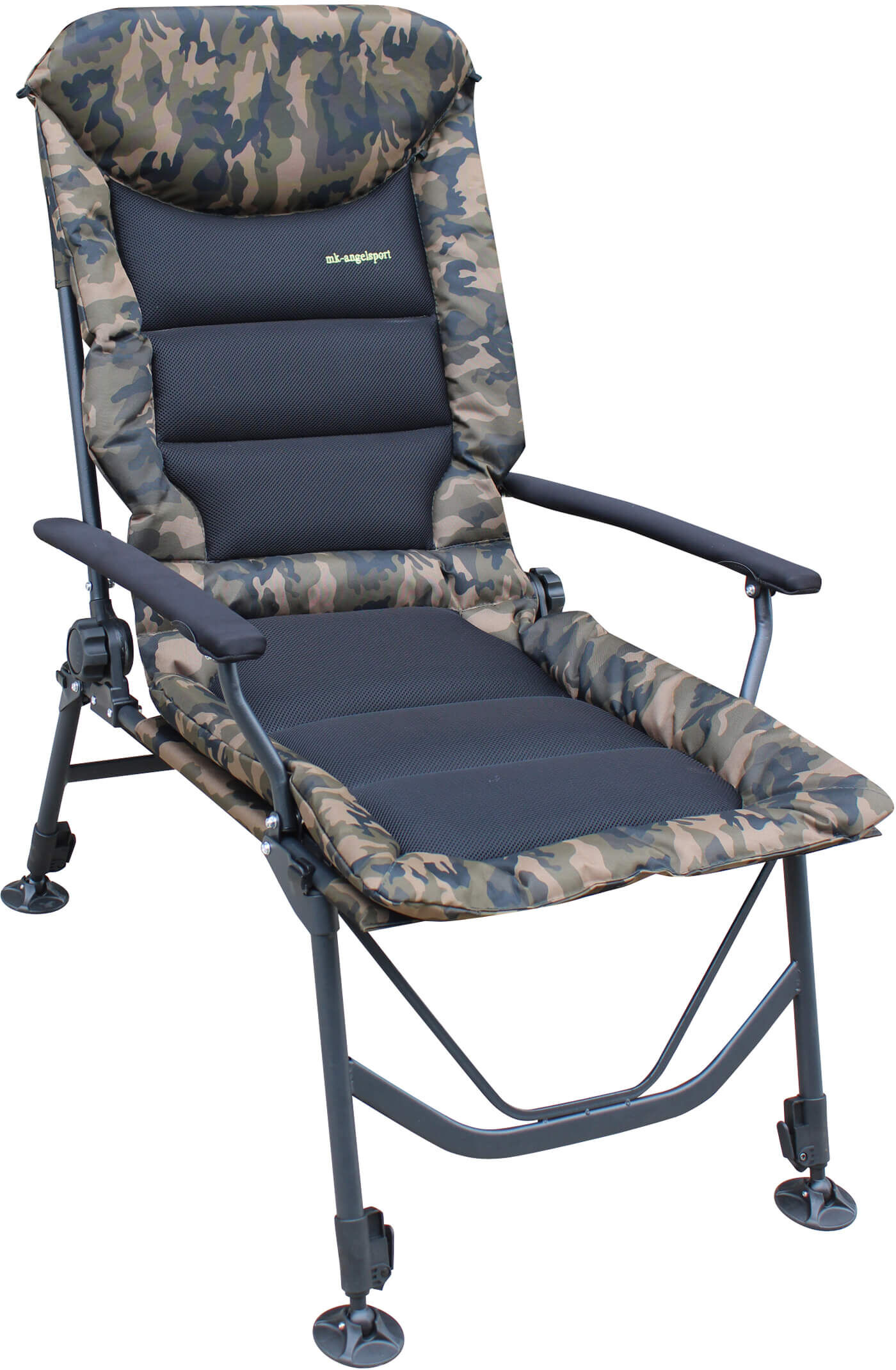 Cómoda silla de pesca de camuflaje diseñada para largas horas de relajación pescando carpas.