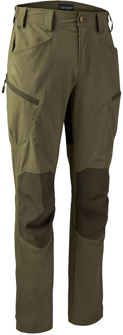 3883-deerhunter-hose Pantaloni da pesca resistenti progettati per comfort e funzionalità durante le battute di pesca alla carpa.