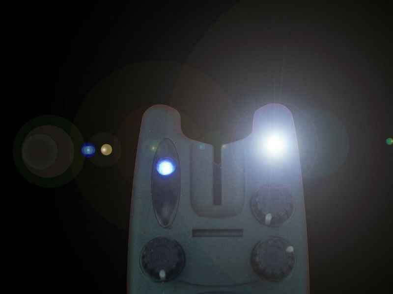 Falcon-STL-Digital-Bissanzeiger-BLAU-4-Geraet-DAS-ORIGINAL-png Elektronický alarm pro lov kaprů, nezbytný pro detekci aktivity ryb v noci.