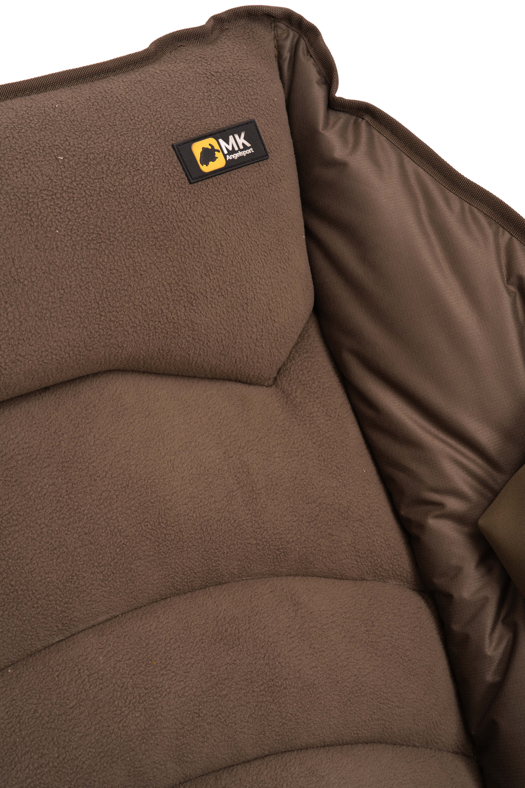 Chaise de pêcheur confortable avec rembourrage doux pour les longues sessions de pêche.