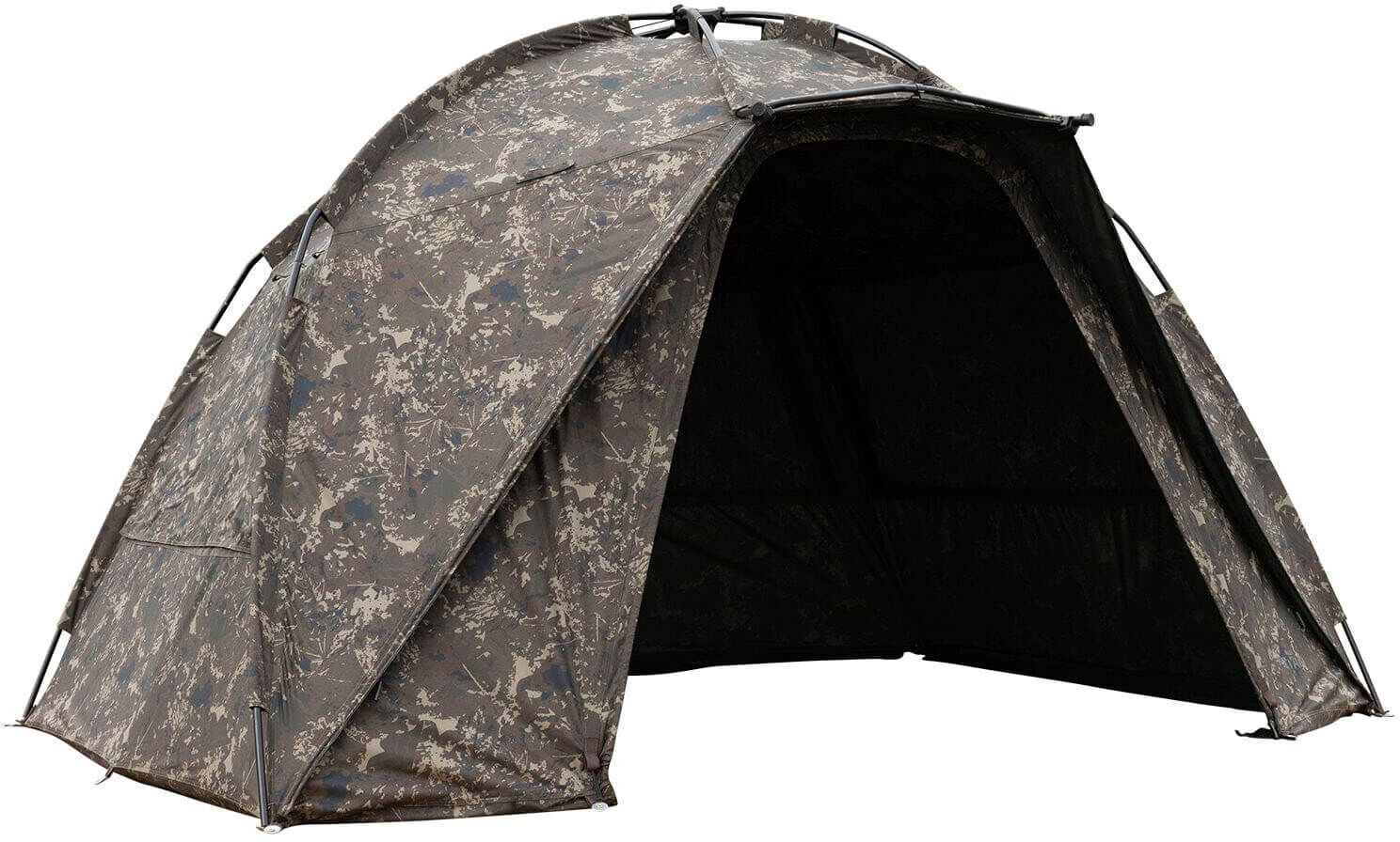 T4215-nash_titan_hide_xl_camo_pro_1 Tenda da pesca resistente progettata per i carpisti, che offre riparo e comfort in acqua.