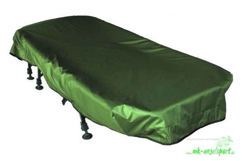 PRO-ZONE-DLX-Bedchair-Cover-png Cómoda cama de pesca verde para pescadores de carpas, perfecta para largas sesiones junto al agua.