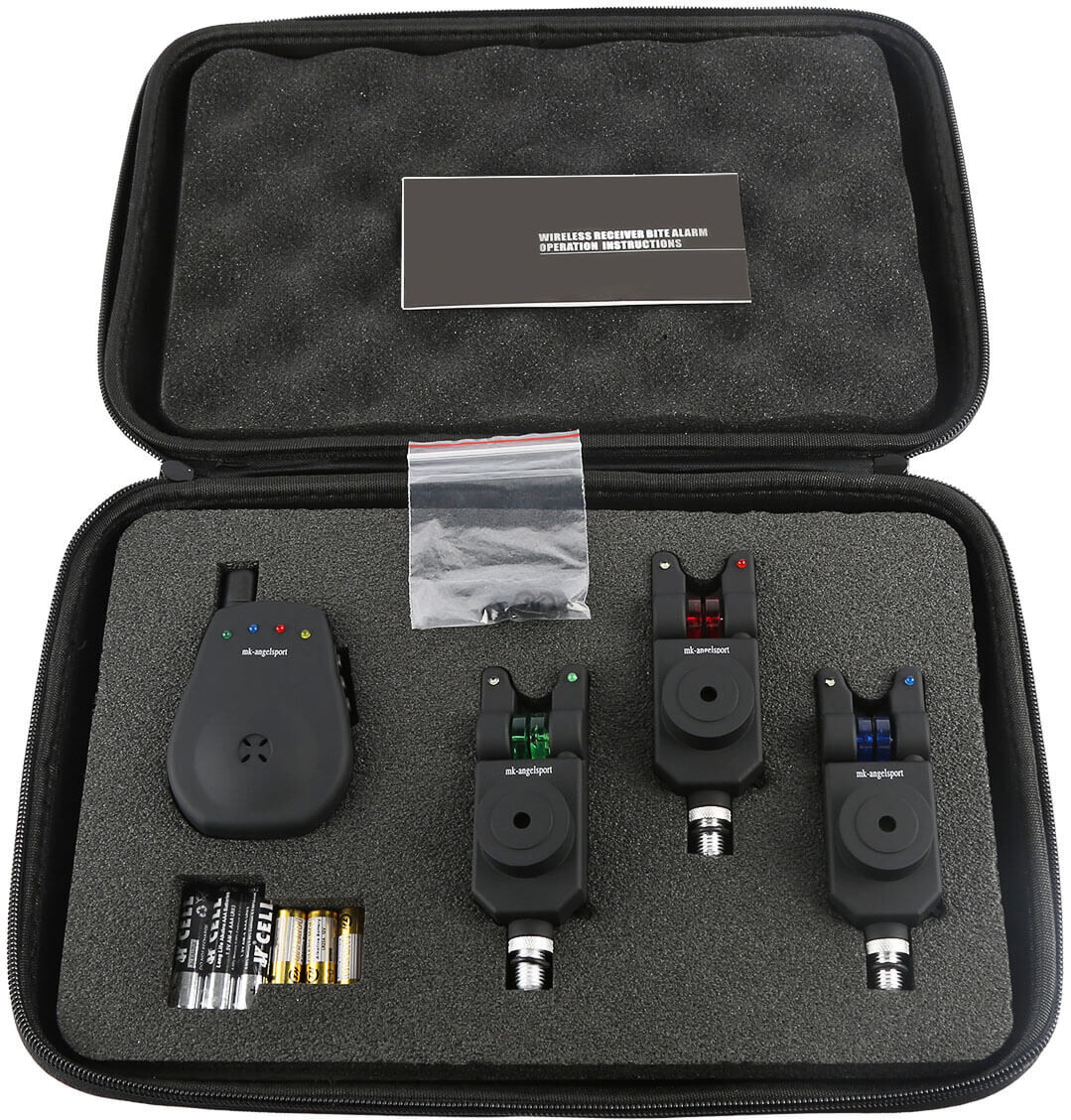 transportkoffer-funkbissneziger Die enorme Praxistauglichkeit und die einfache Bedienung sind weitere Pluspunkte für diesen elektronischen Bissanzeiger und ähnelt der Ausstattung der Carp Sounder Bissanzeiger.