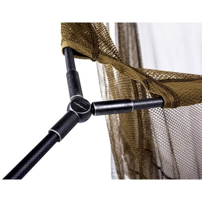 t1551-nash-strongbow-landing-net Der robuste Kescherblock aus Edelstahl verleiht dem Nash Landing Net eine beeindruckende Stabilität-