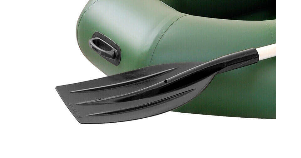 kolibri-km260-paddel Die ergonomisch geformten Paddel lässt sich das 330cm lange Schlauchboot schnell vorantreiben.