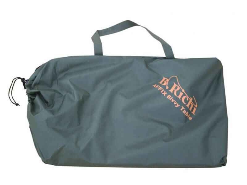 Affix-Bivvy-Table-Alu-Tisch4 Durable bolsa de mesa vivac para equipo de pesca de carpas, perfecta para organizar los aparejos.