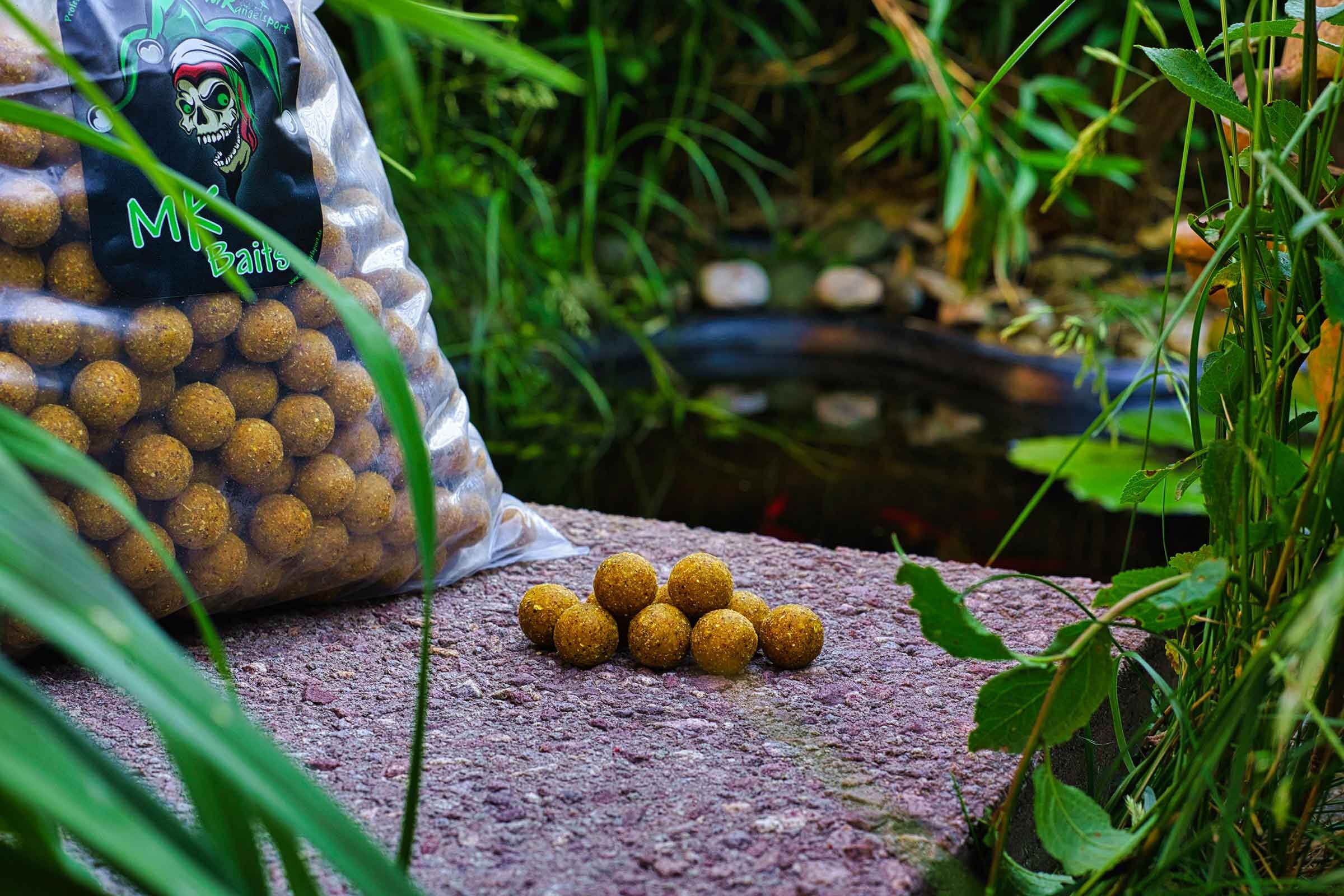 boilies-scopex-20mm Hochwertige, fischfertige Karpfenköderbälle, ideal zum effektiven Anlocken von Karpfen.