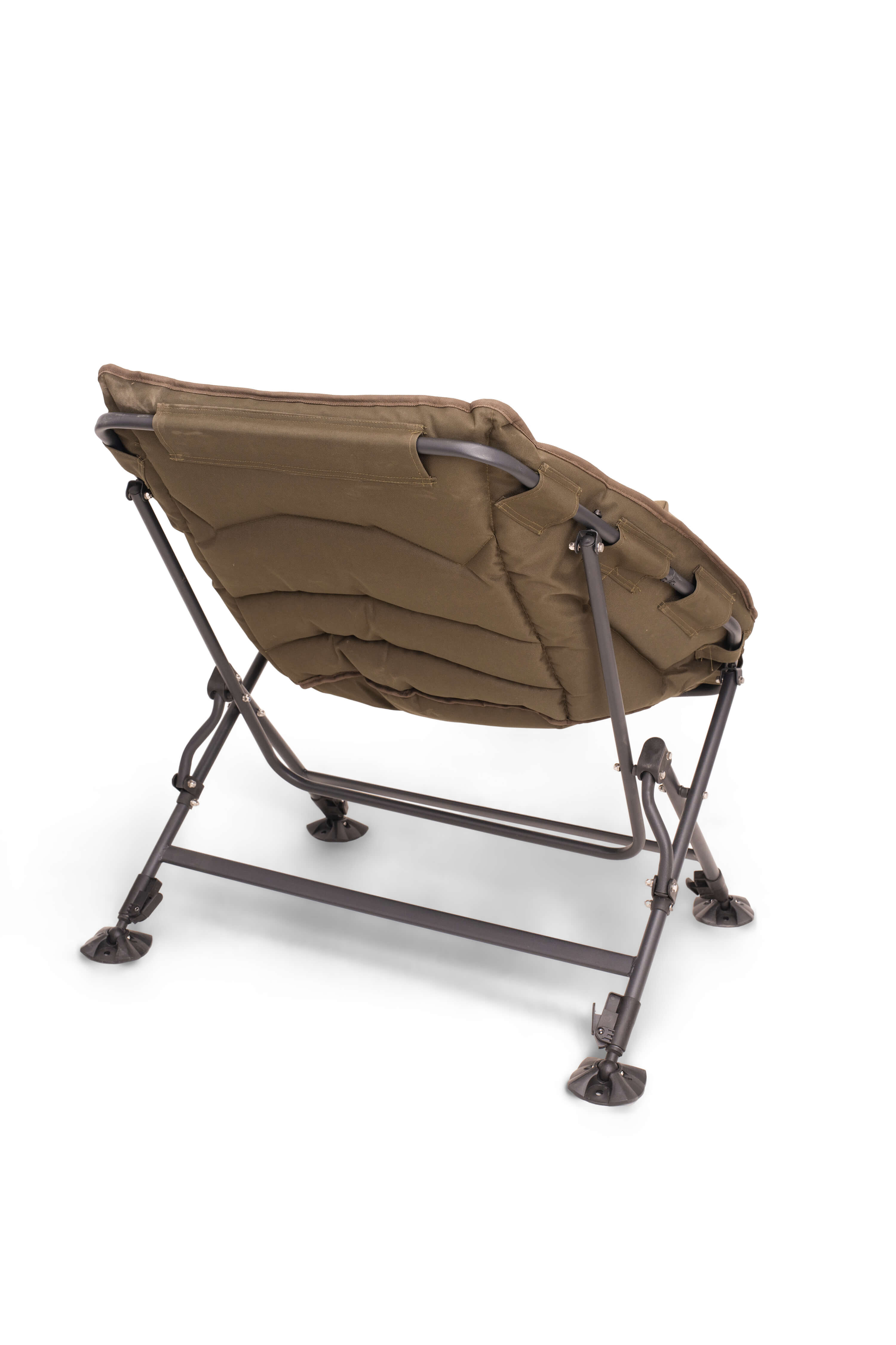Chaise de pêche confortable conçue pour de longues heures de plaisir de pêche à la carpe.