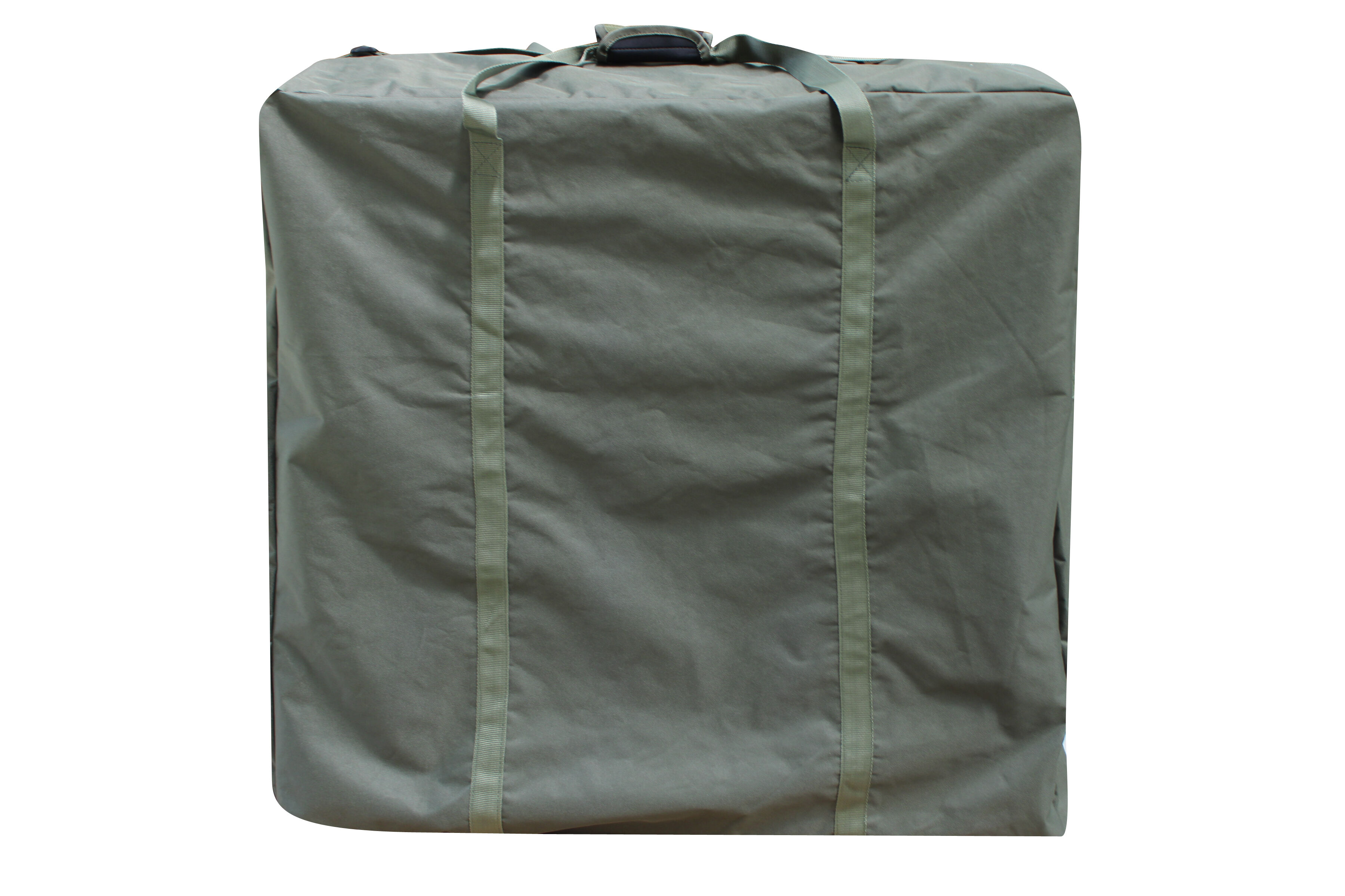 Durch die gummierte Beschichtung des Bedchair Bags bleibt die Karpfenliege garantiert trocken.