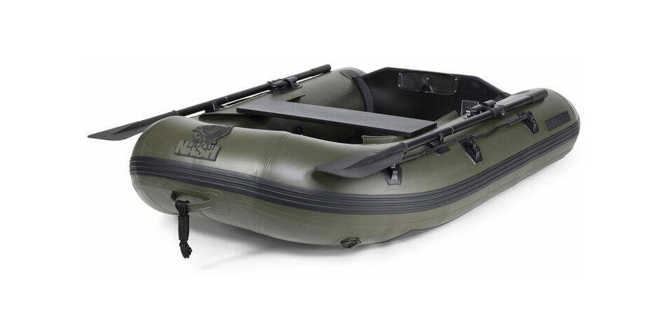Robustes aufblasbares Fischerboot, ideal für Karpfenangler, die Abenteuer auf dem Wasser suchen.