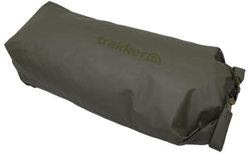 trakker-sanctuary-stink-bag Sac étanche durable pour matériel de pêche à la carpe, parfait pour garder le matériel au sec.