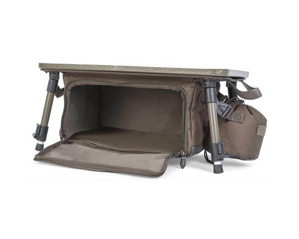 Avid Bivvy Organizer Table Sac de pêche durable avec espace de rangement spacieux pour les essentiels de la pêche à la carpe.