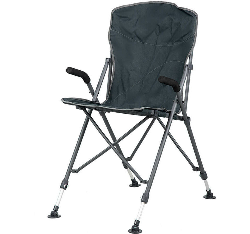 camping-stuhl-hoch-1 Der Camping Hochstuhl besitzt ein hohe Einstiegshöhe und somit auch für größere Personen geeignet.