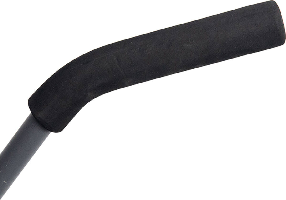 camping-stuhl-hoch-3 Gummierte Griffe garantieren einen bequemen Sitzkomfort.